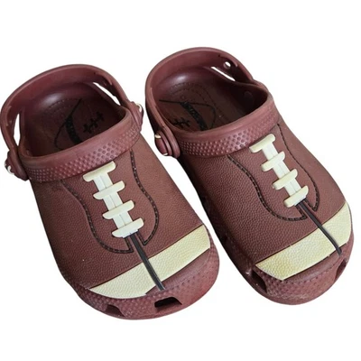 Футбол Crocs большой детей sz C-11 очень аккуратно б/у молодежи мальчиков девочек рождественский подарок - Изображение 1 из 4