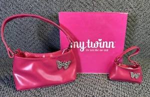 SELTENE My Twinn Mädchen & Puppe Handtasche passend Hot Pink Schmuck Tasche Neu im Karton - Bild 1 von 6