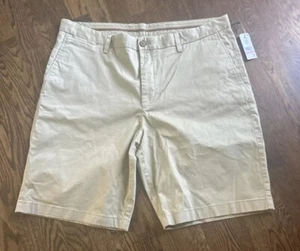 NWT Tommy Bahama Top Sail Shorts Khaki Men Size 40 Walking Bermuda Beach Chico - Picture 1 of 8