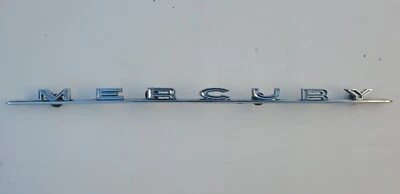 1968 Mercury Montego хромированная эмблема багажника сценарий C8GB-5442550-A   - Изображение 1 из 4