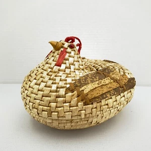 VTG Farmhouse Chicken Hen Rooster Wicker Weave Basket with Lid Chicken Basket - Picture 1 of 9