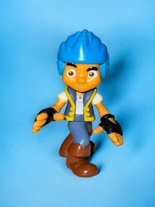 Disney Jake Neverland Pirates Action Figure Skater Twist Vita Casco Blu 2,75" - Foto 1 di 16
