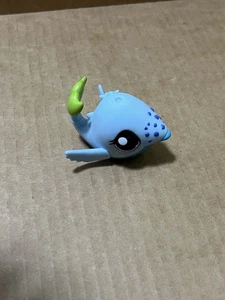 WHALE FISH #1675 - Authentic Littlest Pet Shop - Hasbro LPS - Picture 1 of 5