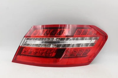 Passenger Tail Light 212 Type Sedan E300 2010-2013 MERCEDES E-CLASS OEM #40056 - Image 1 of 4