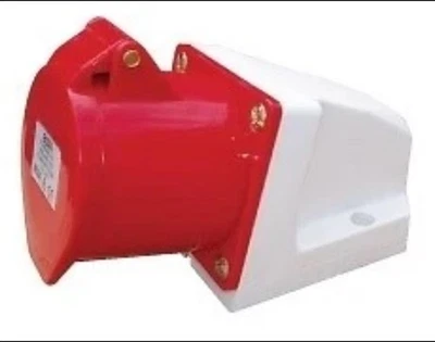 32 Amp 3 Phase Socket 5 Pin Red 400V Weatherproof 32A Industrial CEE IEC60309 - Image 1 of 4