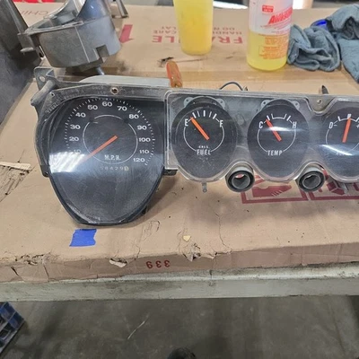 Cuadro de instrumentos Plymouth Barracuda 1970-74 velocímetro medidores *58429 millas* Foto 1 de 4