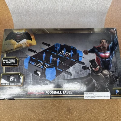 Mesa de futbolín DC Comics Batman V Superman 20 pulgadas Franklin Sports Inc. Foto 1 de 2