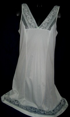 Combinaison Vintage Avec Fond De Robe En Dentelle - Taille 42 (fait 38), Couleur Blanc, Neuf Avec étiquette