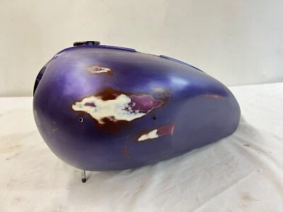 Tanque de combustible de gasolina Triumph Trident T150 T150V T 150 750 Triple 750 años 70 OEM vintage Foto 1 de 4