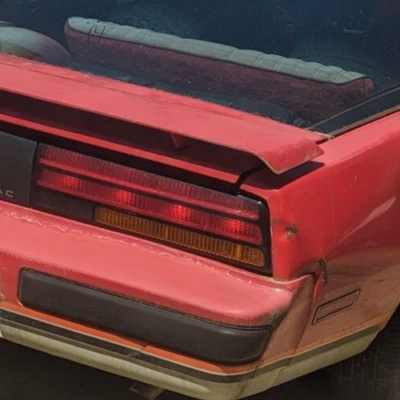 *DAMAGE* Tail Light PONTIAC FIREBIRD Right 86 87 88 89 90 91 92 RH REAR LAMP - Image 1 of 4