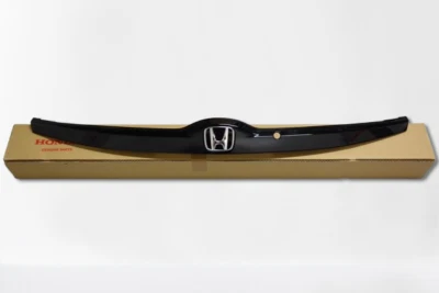 HONDA Genuino 74890-T5A-J12Jazz Fit GK3 Puerta Trasera Guarnición Trasera Lic... - Imagen 1 de 3