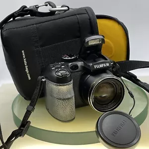 FujiFilm FinePix S1500 10MP 12x Zoom Mini SLR Style Bridge Camera Cased VGC #546 - Picture 1 of 8