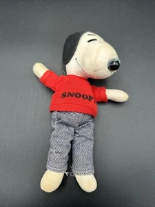 Snoopy Peanuts 1968 Muñeca de Peluche Juguete Rojo Logo Camisa Denim Azul Jeans De Colección - Imagen 1 de 8