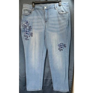 Westport Damenjeans 16 W Boyfriend blau helle Waschung Stickerei Blumen - Bild 1 von 9