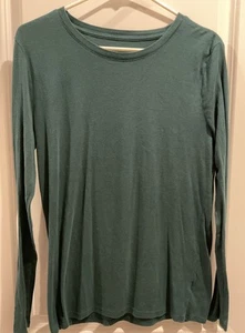 Camiseta A New Day verde oscuro manga larga cuello redondo XL - Imagen 1 de 3