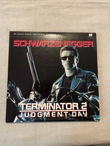 Terminator 2 Judgment Day Laserdisc 1991 2-Disc Widescreen Arnold Schwarzenegger - Picture 1 of 3