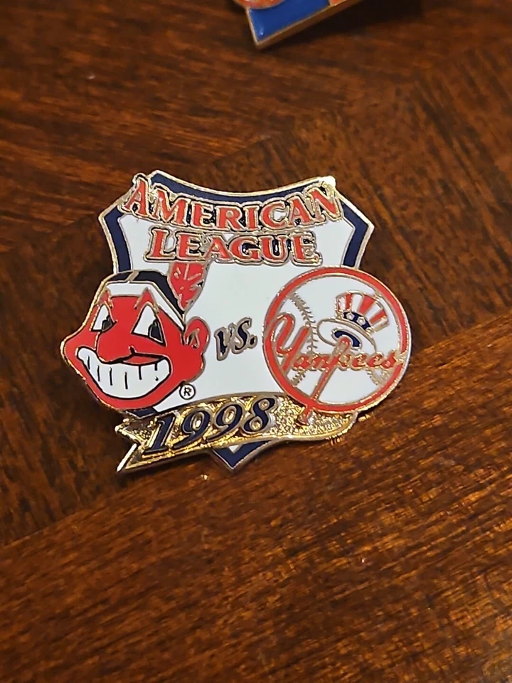 new york yankees 1998 american league championship champion lapel pin Mlb Cle - Image 1 of 1
