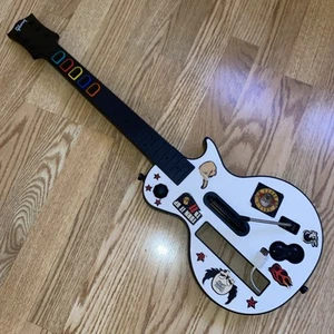 Nintendo Wii Guitar Hero Gibson Les Paul Red Octane No Strap 95125.805 White - Picture 1 of 6