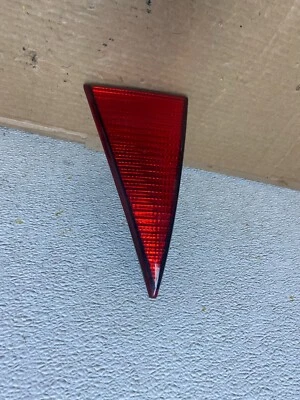 Luz trasera interior del lado derecho del pasajero Mitsubishi Endeavor 2006-2008 OEM N9856 DW Foto 1 de 4