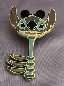 Disney STITCH WDW Museum of Pin-tiquities MOP 2009 LR Key Pin NEW Condition - Picture 1 of 3