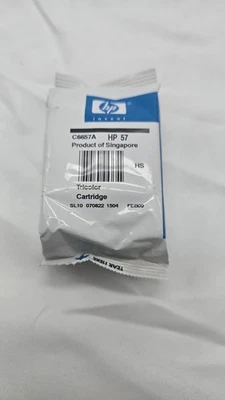 Nuevo Cartucho de Tinta Tricolor Original HP 57 - C6657A Precintado. Foto 1 de 3