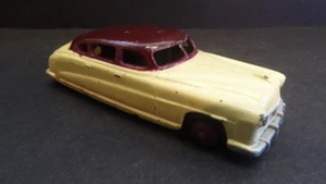 Vintage Dinky Toys #139 Hudson Sedan - repainted - Picture 1 of 7