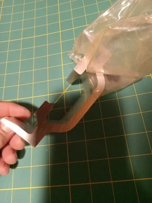 VTG OCTURA "5-90” MOTOR MOUNT  (5” width )  .90 NITRO ENGINES. DUMAS, AEROMARINE - Image 1 of 4