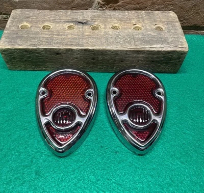 NOS Original 1935-36 Pontiac Teardrop Tail Light Lenses & Bezels OEM Glass Lens - Image 1 of 4
