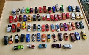 Estate Lot 69 Vintage Hot Wheel Match Box Maisoto Die Cast Vehicles - Picture 1 of 12