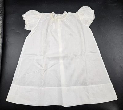 Vestido de bautizo hecho a mano para bebé de colección MCM Foto 1 de 4