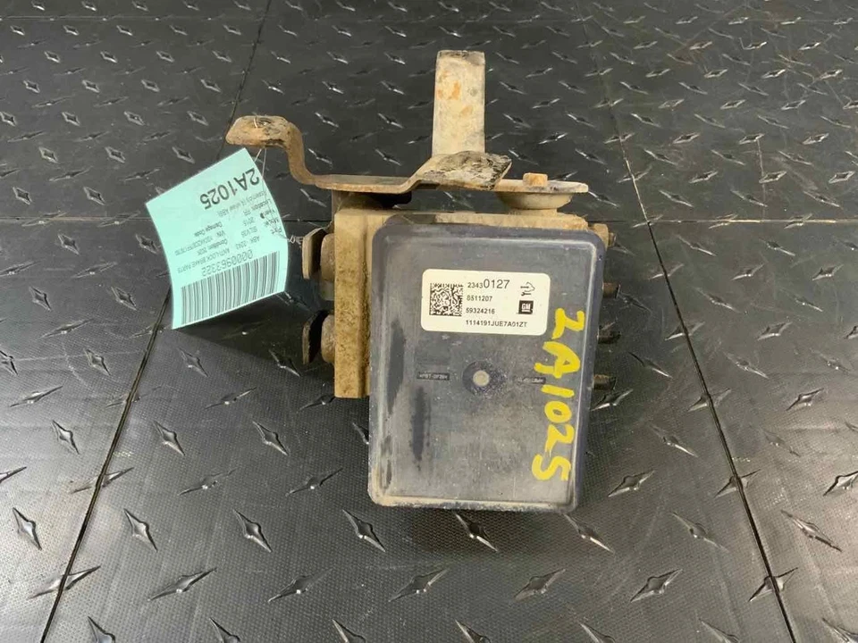 2015 Chevy Silverado 3500HD 4-колесные тормозные детали ABS 6,6 л TD AT 4x4 - Изображение 1 из 4