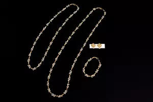 Vintage Richelieu Necklaces, Bracelet and Earrings Set Gold Tone Pearl Signed - Bild 1 von 9
