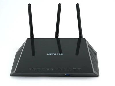 Netgear Nighthawk Smart WLAN Router R6700 AC1750 WLAN Geschwindigkeit bis zu 1750 Mbit/s - Bild 1 von 4