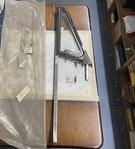 MG BHH 757 MGB GT L/H STAINLESS STEEL QUARTERLIGHT (SHOP SOILED, BENT) - Picture 1 of 7