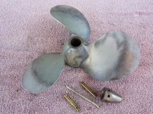 Johnson antique outboard motor propeller PO-37 PO-15 22hp 1937 to 1950 # 29-175 - Bild 1 von 7