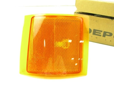 Depo 332-1526R-US FRONT RIGHT Side Marker Light 1994-1999 Chevrolet Trucks - Image 1 of 3
