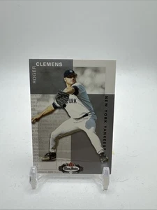 2002 Fleer Box Score Classic Miniatures #56 Roger Clemens /2950 - Picture 1 of 2