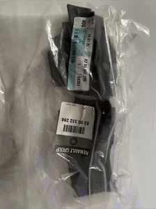 RENAULT CLIO III RIGHT SIDE FENDER MOUNTING BRACKET COVER 8200332286 - Picture 1 of 2