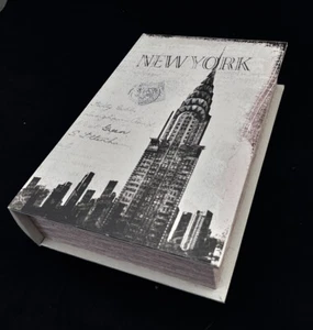 Chrysler Edificio Nueva York Imitación Libro Falso Secreto Almacenamiento Oculto Caja de Desviación - Imagen 1 de 11