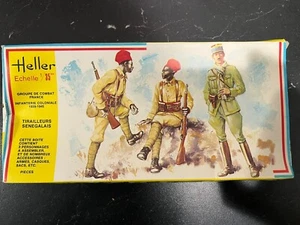 1/35 WW2 French Colonial SENEGALESE Infantry Figures Set - Heller 137 - Picture 1 of 3