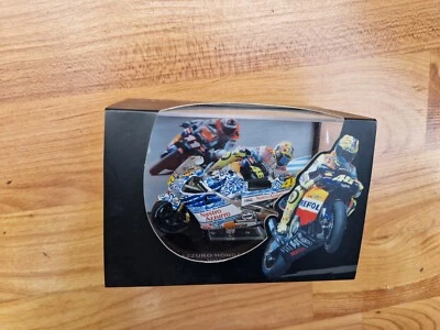 1/24 IXO Honda NSR500 Spezial Nastro Azzurro Valentino Rossi Fahrrad Motorrad - Bild 1 von 3