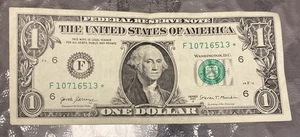 One Dollar Bill, Series 2017 F10716513 Star - Picture 1 of 8