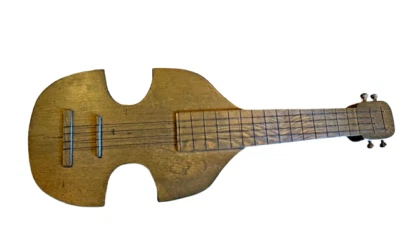 Ukelele de madera hecho a mano vintage arte de pared rústico música folclórica decoración, listo para regalo 22" Foto 1 de 4