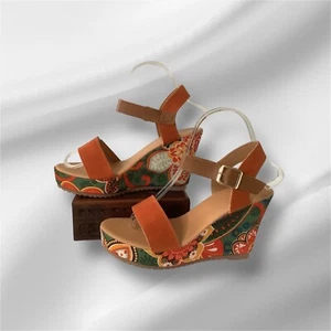 Sandals Wedge Heels Multi Colored Orange Straps NWOT Buckle Gold Size US 9 EU 40 - Picture 1 of 12