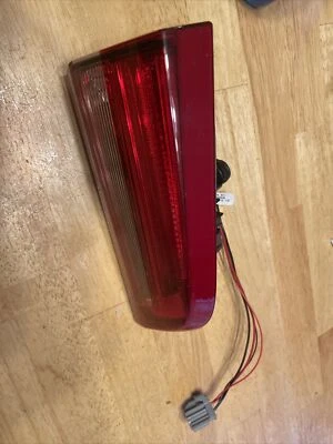 Luz trasera interior montada en tapa trasera izquierda Volvo S60 2011-2018 OEM Foto 1 de 4
