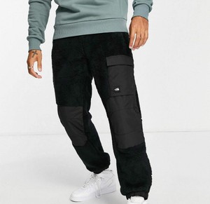 grey north face joggers