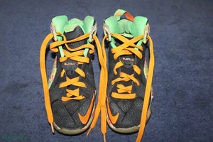 Nike Lebron 12 Fruity Pebbles Basketball Shoes Size 6.5 #EG - Picture 1 of 7