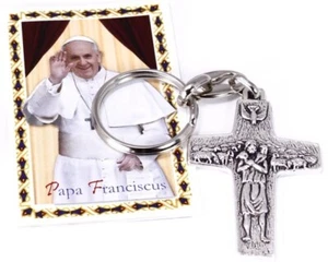 NEW MADE IN ITALY AUTHENTIC POPE FRANCIS VEDELE PECTORAL 1.50" CROSS KEYCHAIN - Picture 1 of 3