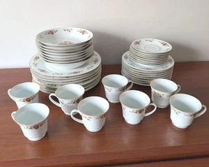 Dynasty Fine China: Serving For 8. Very Good Condition - Picture 1 of 19