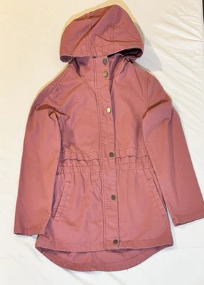 Birch & Stone Niña Polvoriento Rosa Capucha Ligera Utilidad Chaqueta.NUEVO CON ETIQUETAS Talla 8 Foto 1 de 4